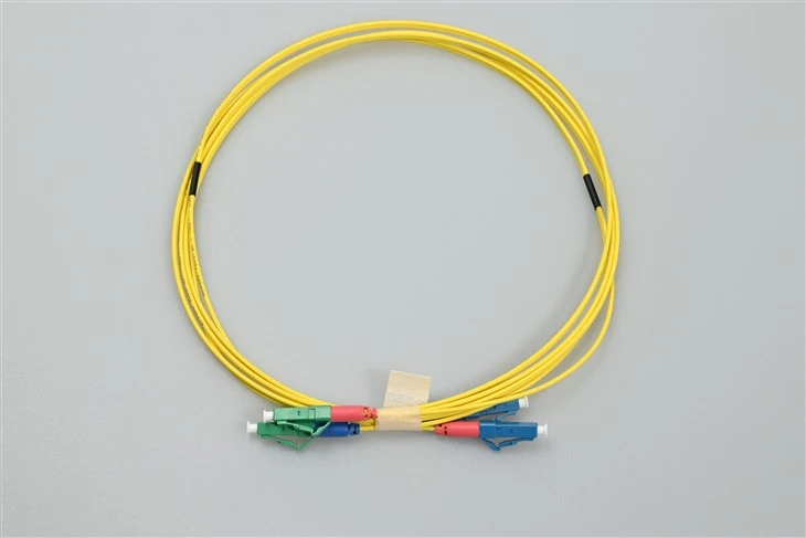 Dây nối sợi quang Lc apc to lc upc Duplex Yellow